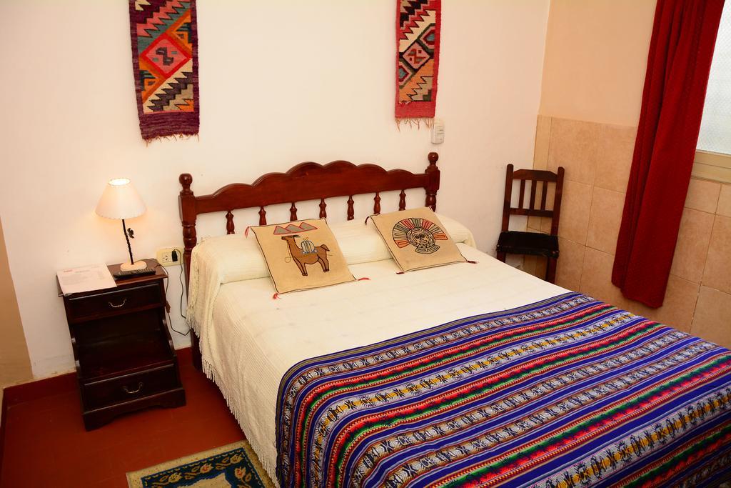 Hostal Yatasto Salta Exterior photo